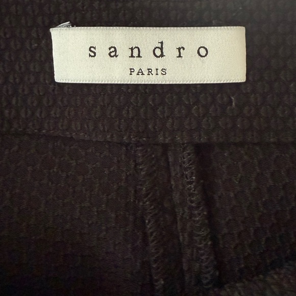 Sandro Paris Ruffled Textured Shorts in BLACK/Polyester S/ EU38 Great Condition - Picture 6 of 8